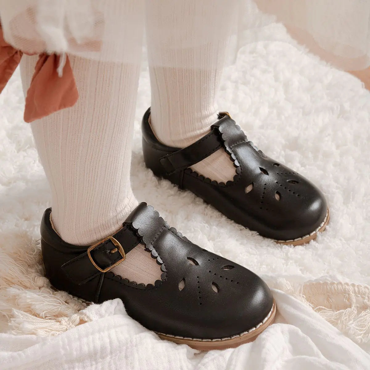 Girls Vintage Brogue Mary Jane Flat Dress Shoes